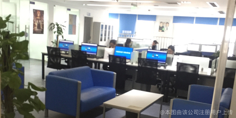 宜信普惠信息咨詢(xún)(北京)重慶南岸區(qū)分公司 立足山城，深耕信息咨詢(xún)服務(wù)